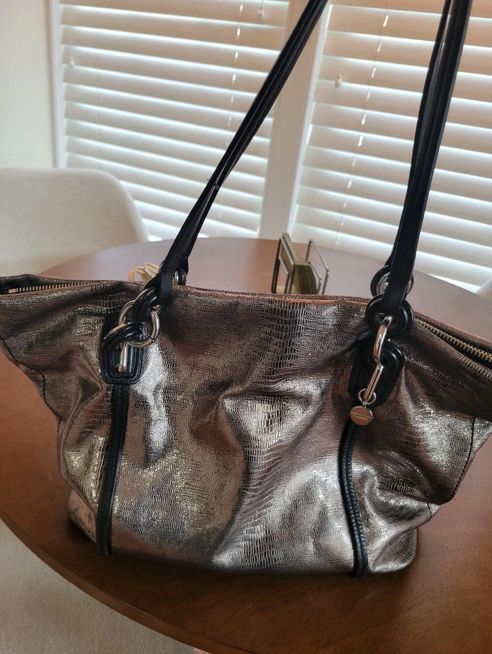 TUMI Traveler Tote Bag Metallic Silver Grey Faux Snakeskin Leather Trim Purse